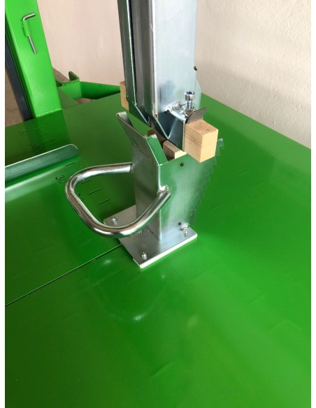 Sega a nastro per legna da ardere Saetta 700 PDF