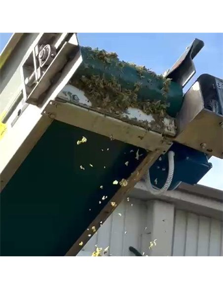 Raschiatore per nastri trasportatori