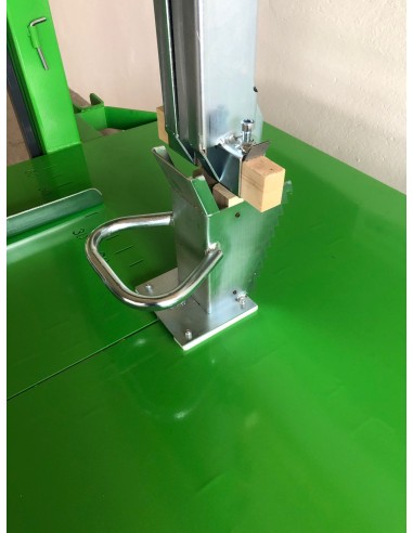 Sega a nastro per legna da ardere Saetta 700 PDF