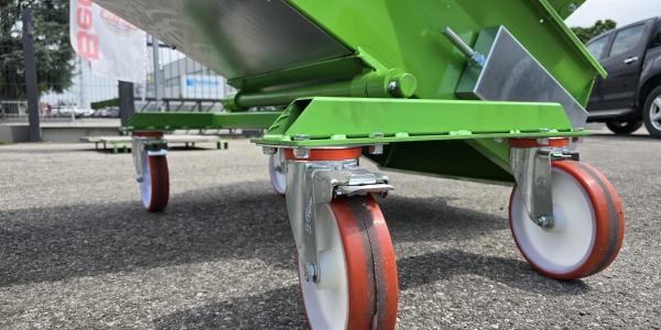Novità: Carrelli pivottanti per nastri trasportatori